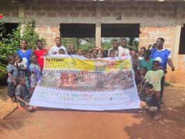 C'est une photo d'ensemble après la communication